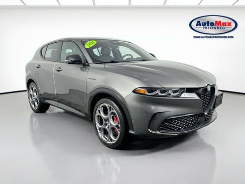 Used 2024 Alfa Romeo Tonale Ti AWD/4WD image 1