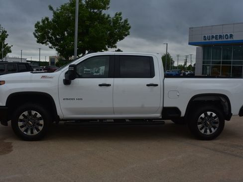 New 2026 Chevrolet Silverado 2500 Custom w/ Custom Value Package AWD/4WD image 10