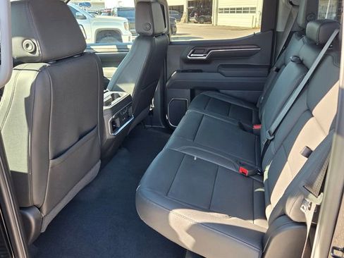 New 2026 GMC Sierra 1500 SLT w/ SLT Premium Plus Package AWD/4WD image 7