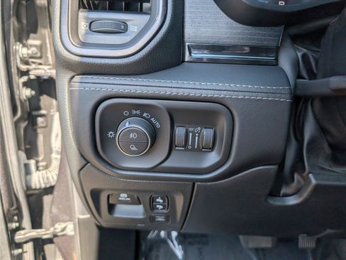 Used 2023 RAM 1500 Limited w/ Body Color Bumper Group AWD/4WD image 30