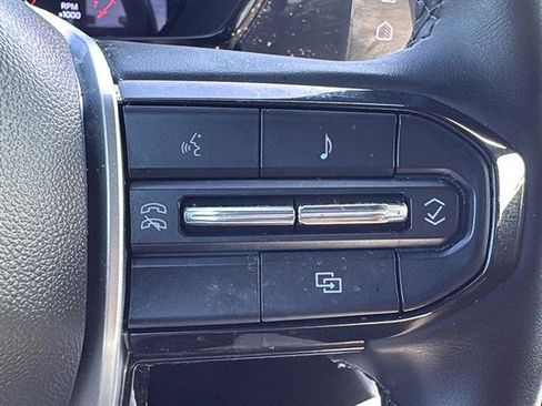 Used 2025 Chevrolet Colorado LT w/ Advanced Trailering Package image 19