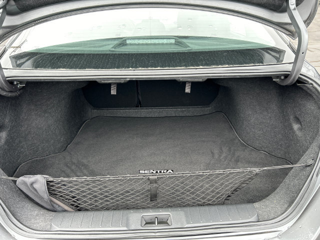 Certified 2023 Nissan Sentra SR w/ Trunk Package FWD image 28