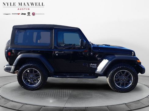 Used 2019 Jeep Wrangler Sport image 16
