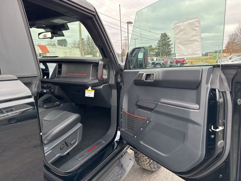 New 2025 Ford Bronco Raptor w/ Interior Carbon Fiber Pack image 28