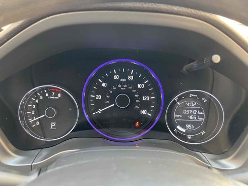 Used 2022 Honda HR-V LX image 62