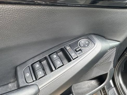 Used 2024 Kia Seltos S AWD/4WD image 8