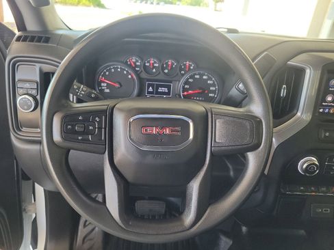 Used 2022 GMC Sierra 1500 Pro w/ Pro Value Package RWD image 18