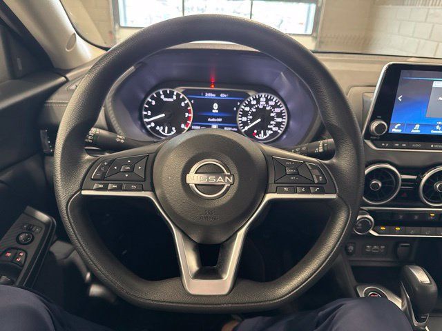 Used 2025 Nissan Sentra SV FWD image 22
