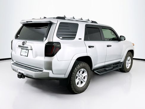 Used 2023 Toyota 4Runner SR5 Premium AWD/4WD image 9