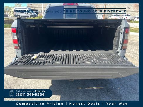 Used 2022 Nissan Frontier PRO-4X w/ Pro-4X Premium Package image 21