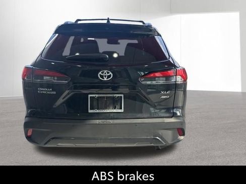 Certified 2025 Toyota Corolla Cross XLE w/ Convenience Package AWD/4WD image 12