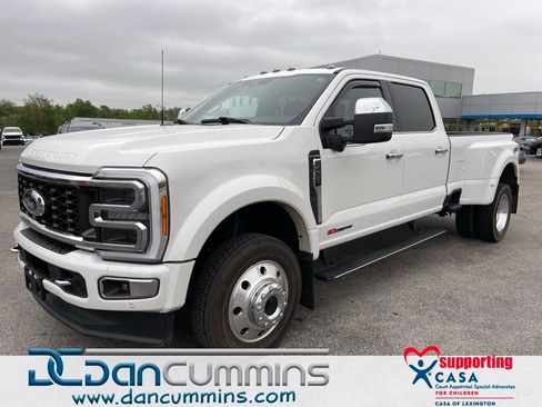 Used 2023 Ford F450 Platinum w/ FX4 Off-Road Package AWD/4WD image 1
