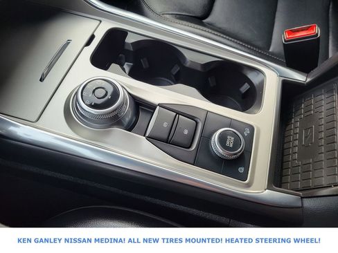 Used 2022 Ford Explorer Limited w/ Equipment Group 301A image 27