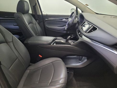 Used 2019 Buick Enclave Essence AWD/4WD image 21