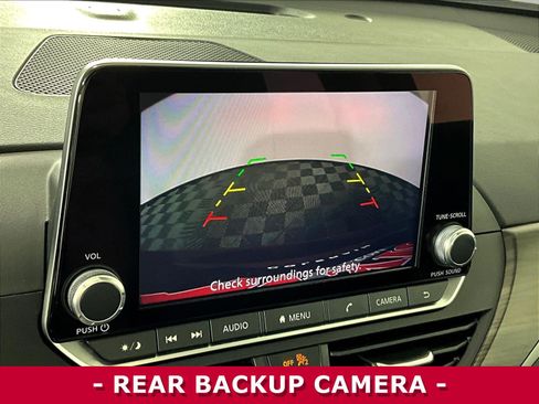 Certified 2024 Nissan Altima 2.5 SV FWD image 14