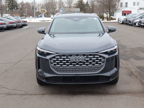 Used 2025 Audi Q5 Premium Plus w/ Premium Plus image 3