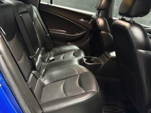 Used 2018 Chevrolet Volt LT w/ LT Driver Confidence Package image 22