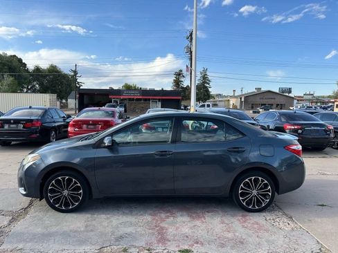Used 2015 Toyota Corolla S FWD image 4