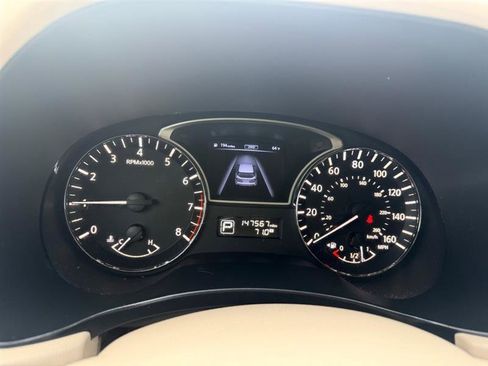 Used 2014 Nissan Pathfinder SL w/ Cargo Package image 18