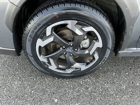 Certified 2023 Subaru Crosstrek 2.5i Limited w/ Popular Package #3 image 9