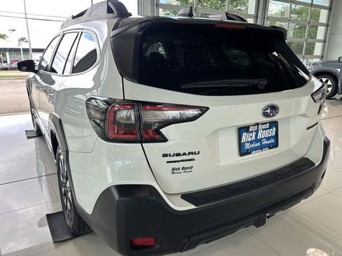 Used 2025 Subaru Outback Onyx Edition AWD/4WD image 10