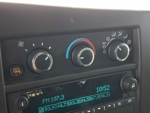 Used 2025 Chevrolet Express 2500 w/ Driver Convenience Package RWD image 16