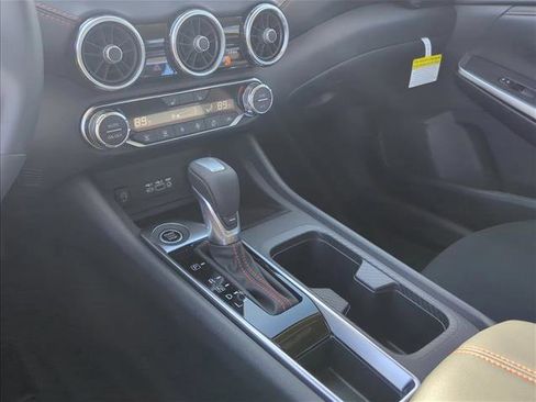 New 2025 Nissan Sentra SR image 12