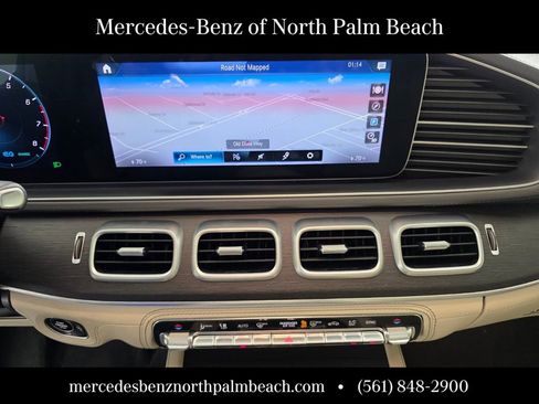 Used 2020 Mercedes-Benz GLS 450 4MATIC w/ Convenience Package image 23