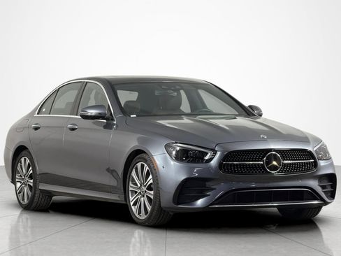 Used 2023 Mercedes-Benz E 350 4MATIC Sedan image 7