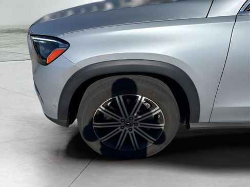 Used 2025 Mercedes-Benz GLE 350 4MATIC image 10