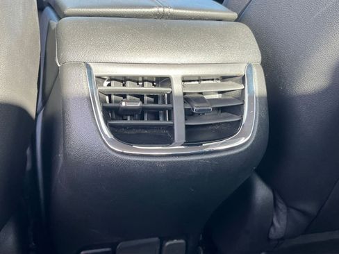 Used 2024 Chevrolet Malibu LT image 23