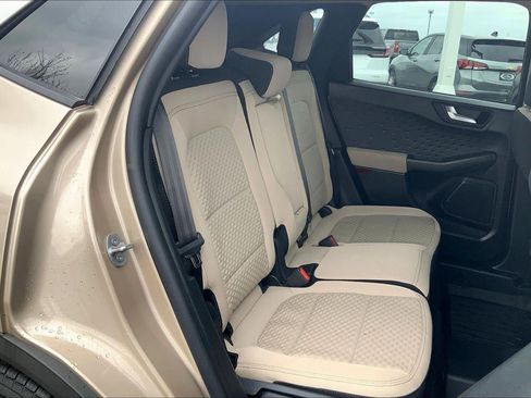Used 2020 Ford Escape SE FWD image 22
