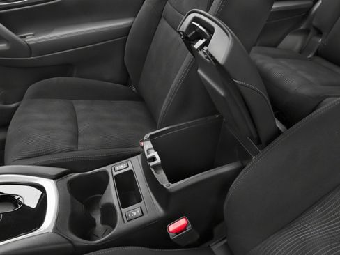 Used 2016 Nissan Rogue SV w/ SV Premium Package FWD image 12
