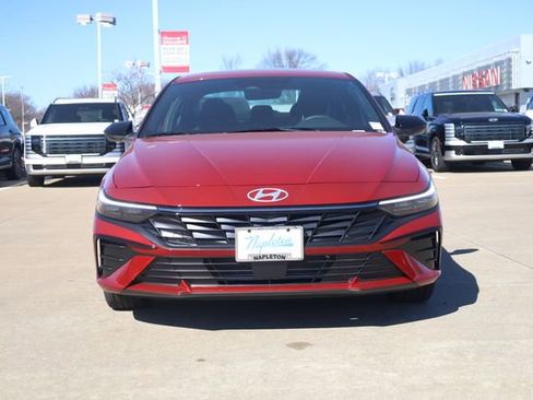 New 2026 Hyundai Elantra SEL Sport Premium FWD image 3