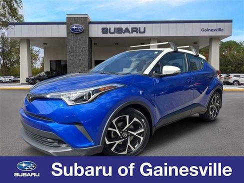Used 2019 Toyota C-HR XLE image 1