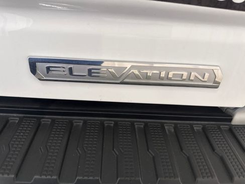 Used 2024 GMC Sierra 1500 Elevation w/ X31 Off-Road Package AWD/4WD image 16
