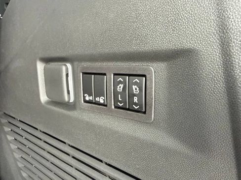 Used 2026 GMC Yukon Elevation w/ LPO, Floor Liner Package AWD/4WD image 10