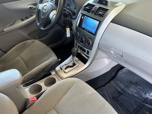 Used 2012 Toyota Corolla LE w/ Premium Pkg FWD image 15