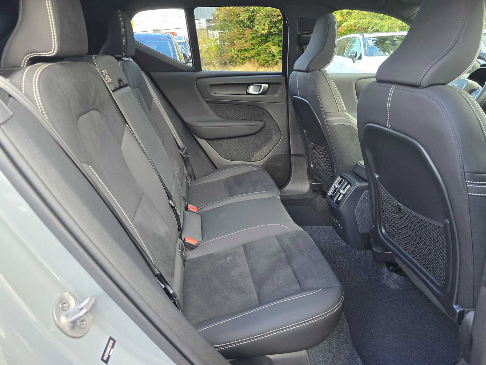Certified 2024 Volvo XC40 Recharge Ultimate w/ Protection Package Premier AWD/4WD image 13