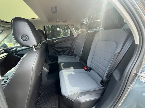 Used 2026 Volkswagen Jetta SE FWD image 26
