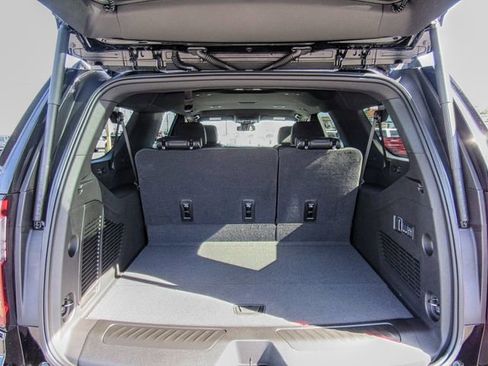 New 2026 GMC Yukon XL Elevation image 11