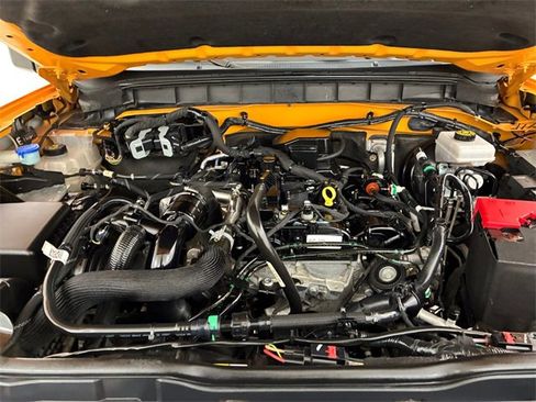 Used 2021 Ford Bronco Badlands image 11