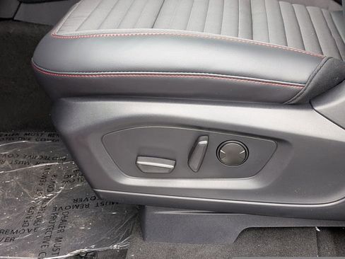 New 2026 Ford Explorer ST-Line w/ ST-Line Street Pack image 23