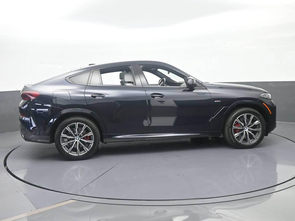 Used 2025 BMW X6 xDrive40i AWD/4WD image 7