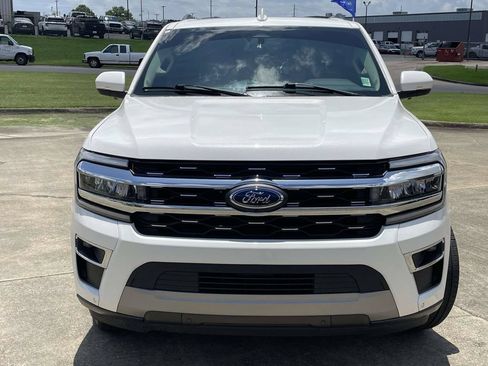 Used 2024 Ford Expedition Limited RWD image 8