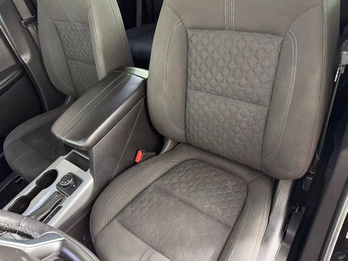 Used 2020 Chevrolet Blazer LT FWD image 37
