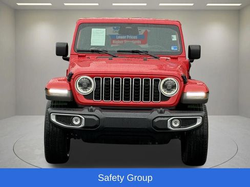 Certified 2025 Jeep Wrangler Unlimited Sahara w/ Safety Group AWD/4WD image 5