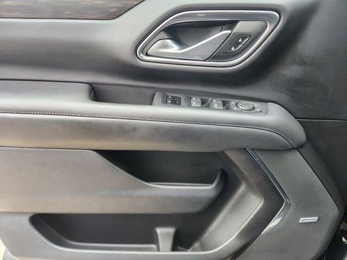 Used 2023 Chevrolet Tahoe LT w/ Luxury Package image 25