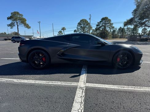Used 2022 Chevrolet Corvette Stingray Coupe 2D w/ Engine Appearance Package image 5