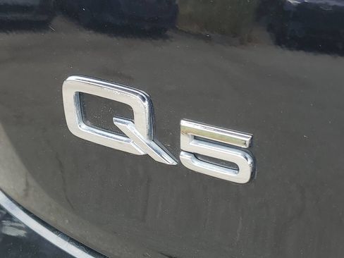 Used 2023 Audi Q5 2.0T Premium w/ Convenience Package AWD/4WD image 7